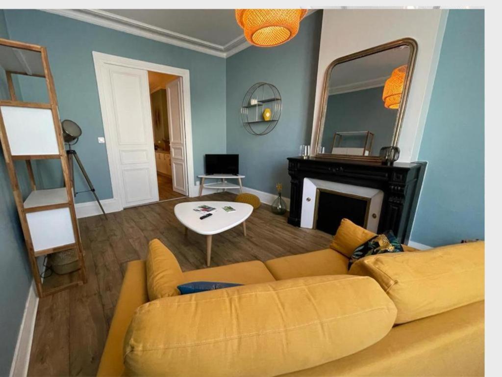 -Le Petit Rochelais- Centre Ville, Stationnement, Netflix - Ideal Couples, Familles, Business نيورْ المظهر الخارجي الصورة