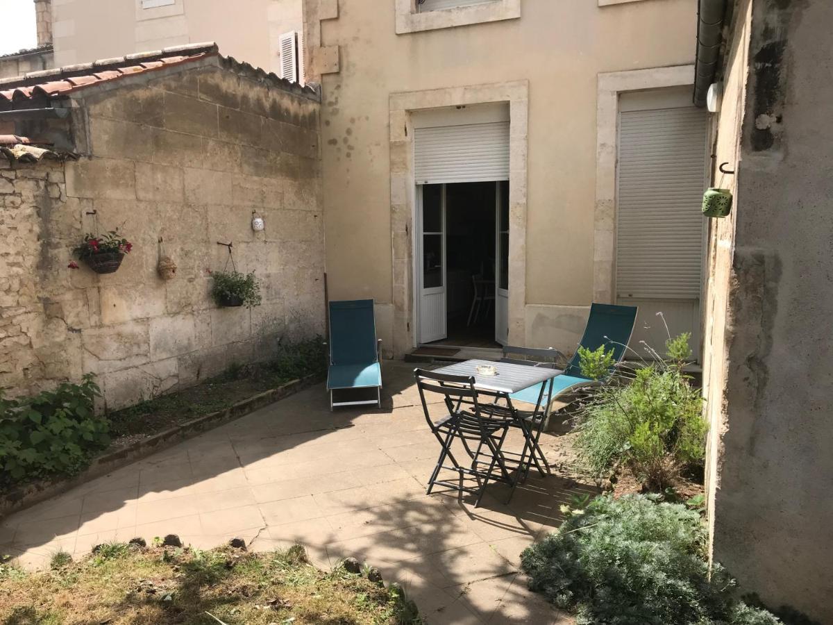 -Le Petit Rochelais- Centre Ville, Stationnement, Netflix - Ideal Couples, Familles, Business نيورْ المظهر الخارجي الصورة